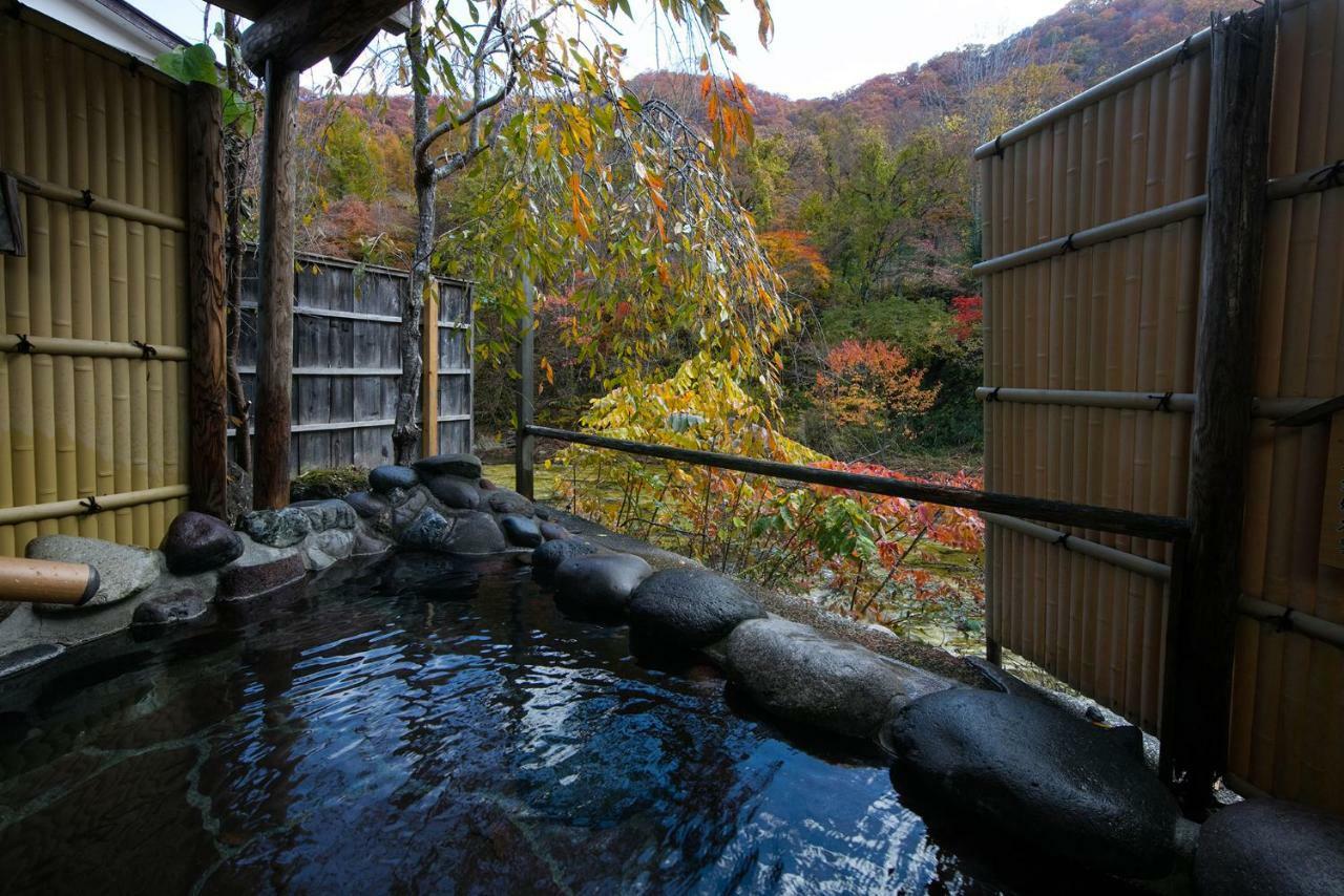 Honke Bankyu Hotel Nikko Eksteriør billede